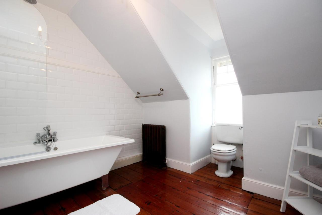 Braemount House Apartment Barrhead Bagian luar foto