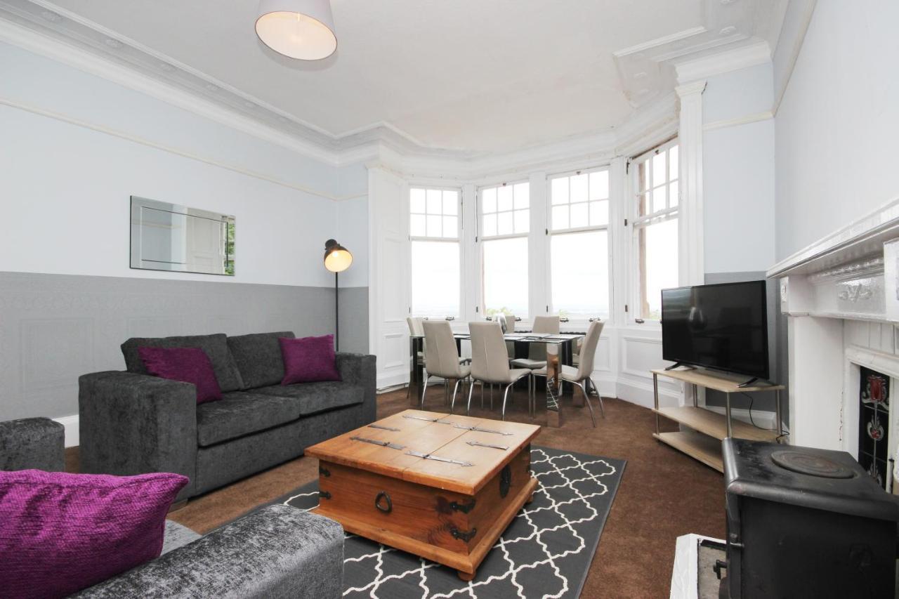 Braemount House Apartment Barrhead Bagian luar foto